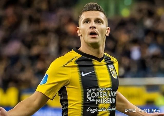 虽然摔倒 虽然摔倒