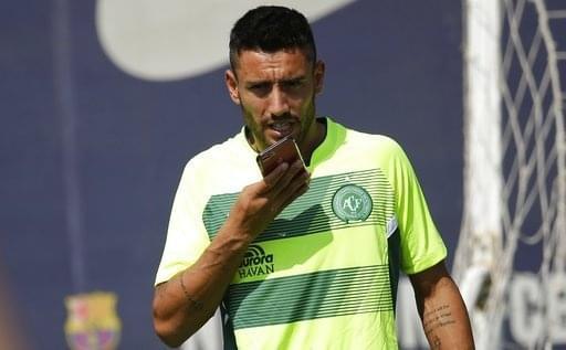 还是在场上 还是在场上