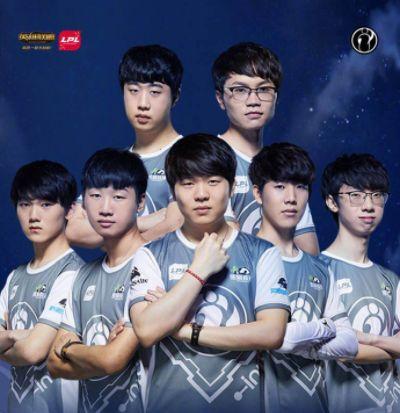 色的服饰进 色的服饰进