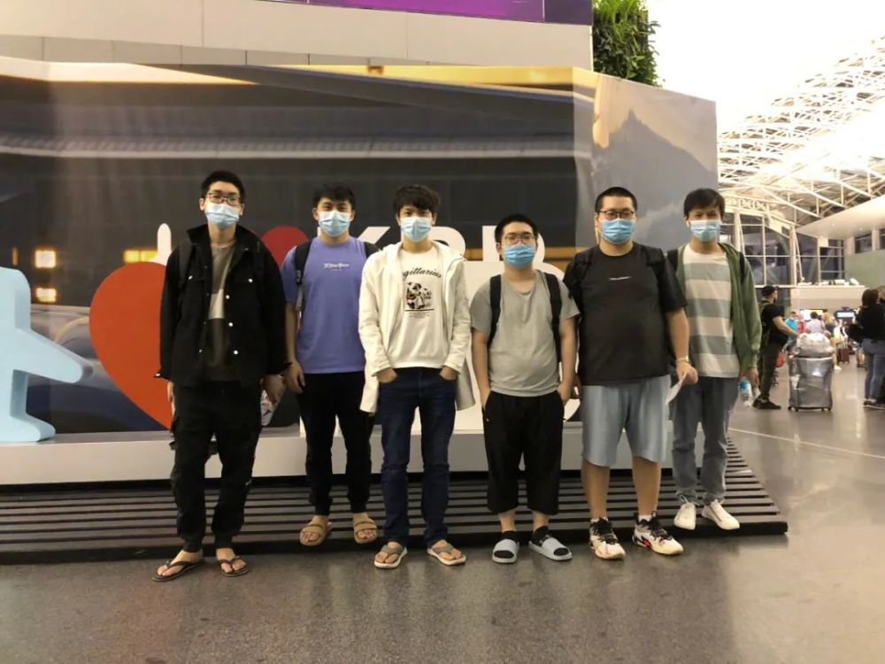抬头